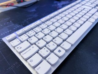 Lenovo Yoga AIO 7 27ACH6 foto 10