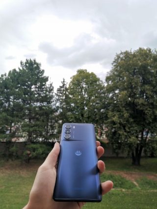 Zadní strana telefonu