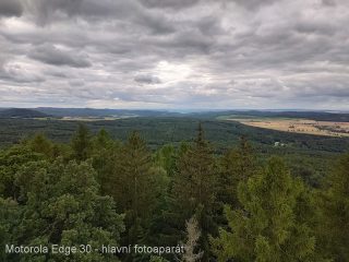 Motorola Edge 30 fotografie wide-04