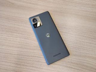 Motorola-Edge-30-ultra-recenze-04