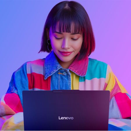 Yoga-Slim-7x-PMAX Lifestyle-Images Square-Image-1200x1200 Girl-2