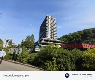 Ultraširokoúhlý objektiv