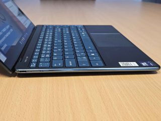 Lenovo Yoga Slim 14 - 19