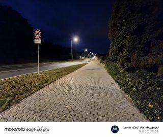 Podpis - ultraširokoúhlý objektiv