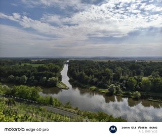 Vlastní AI - hlavní objektiv