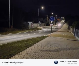 Vlastní AI - teleobjektiv